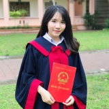 L. Hương