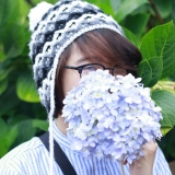 L. T. Hằng