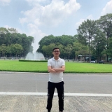 T. V. Chiến