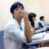 V. Tuấn