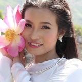 A. B&ugrave;i