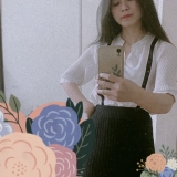 U. M. T. Hồng