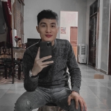 D. Ho&agrave;ng
