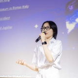 R. Ho&agrave;ng