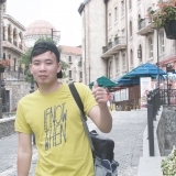 T. H&agrave;