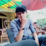 M. Ho&agrave;ng