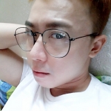 &Acirc;. Phong