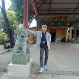 D. H. Khải