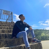 N. V. Hiến
