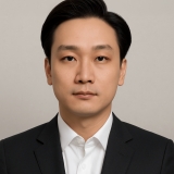 V. Tuấn