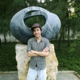 D. Quốc