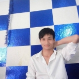 L. Ho&agrave;ng