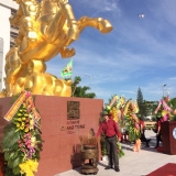 L. Phạm