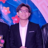 M. Tr&iacute;