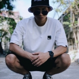 N. Thế L&acirc;n