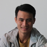 N. M. Tr&iacute;