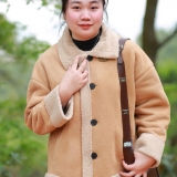 P. N. Thị
