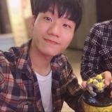 C. X. Ho&agrave;ng