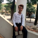 H. Thế H&agrave;