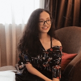 L. T. H&agrave;