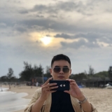 V. V. Toản