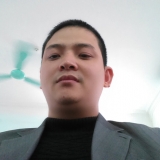 L. V. Ho&agrave;ng