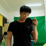 C. V. Quyết