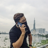 V. Vương