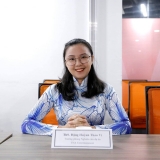 V. Đặng