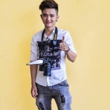 T. N. (Laifoto)