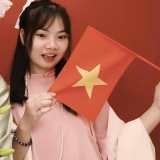P. T. H. T. Thị