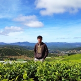 L. Văn
