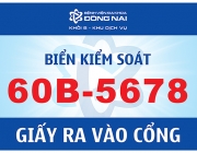 Giấy ra v&agrave;o cổng xe 4 b&aacute;nh.jpg