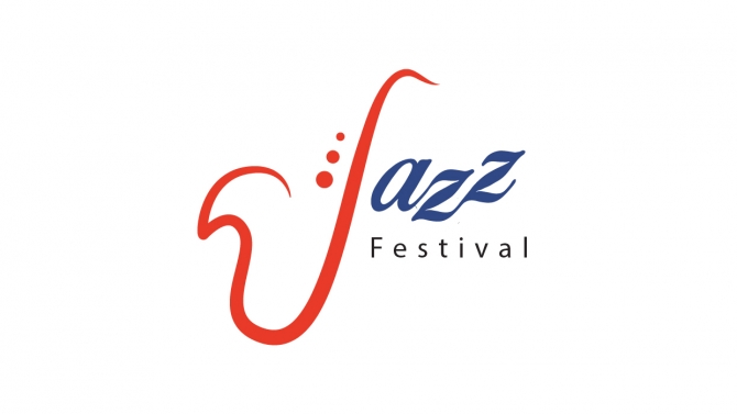 Logo design for &Agrave; Ố Show.