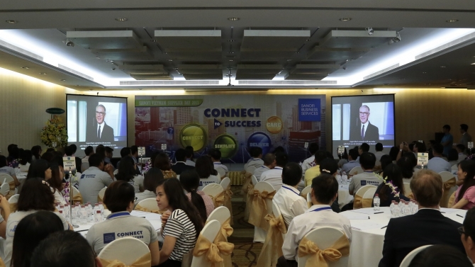 Tổ chức Ng&agrave;y hội kh&aacute;ch h&agrave;ng