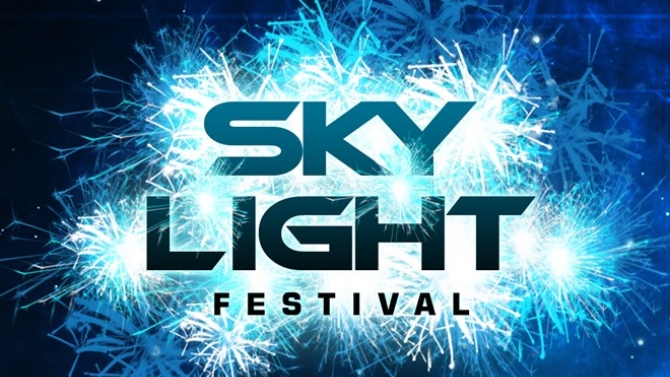 Viết leaflet cho skybar cao nhất Việt Nam Sky36