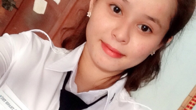nh&acirc;n vi&ecirc;n tư vấn