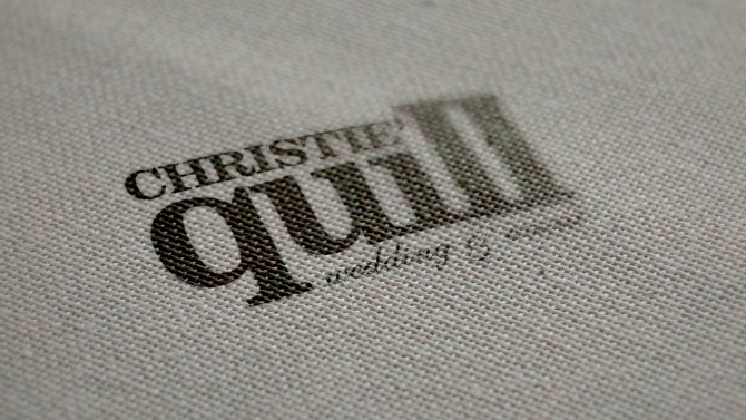 Thiết kệ nhận diện thương hiệu Christie's Quill