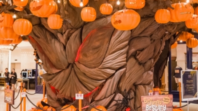 VISUAL DESIGN TAKASHIMAYA: HALLOWEEN