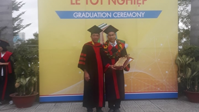Dạy k&egrave;m tiếng anh