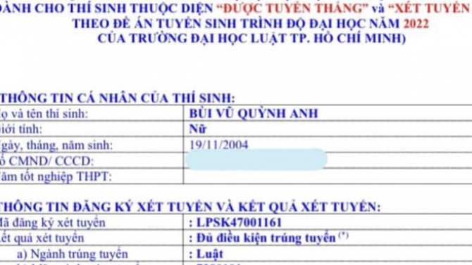 Minh chứng t&acirc;n Sinh vi&ecirc;n Đại học Luật