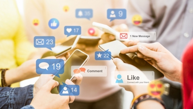Chạy quảng c&aacute;o Facebook, Instagram & Tiktok