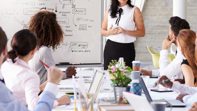 Viết b&agrave;i fanpage sản phẩm mỹ phẩm, dược phẩm