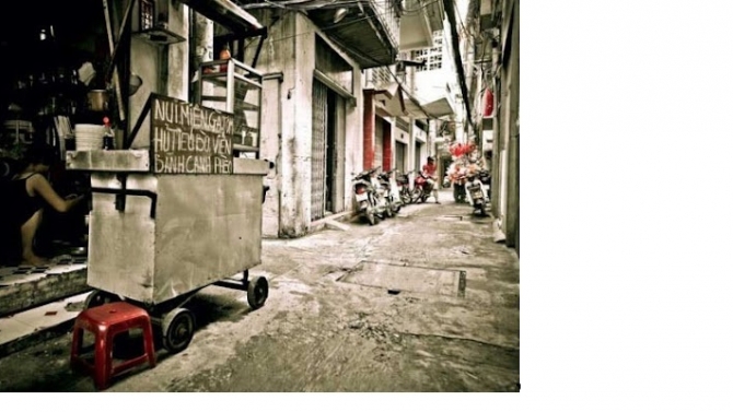 L&agrave;m bi&ecirc;n tập vi&ecirc;n cho fanpage "Thanh &acirc;m S&agrave;i G&ograve;n"