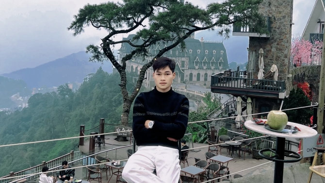 đa ng&agrave;nh