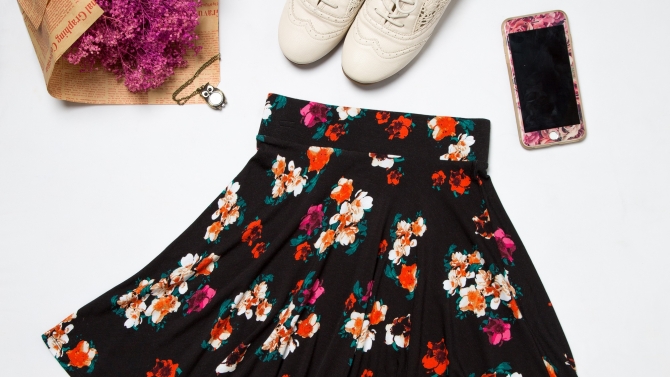 Chụp ảnh sản phẩm flatlay
