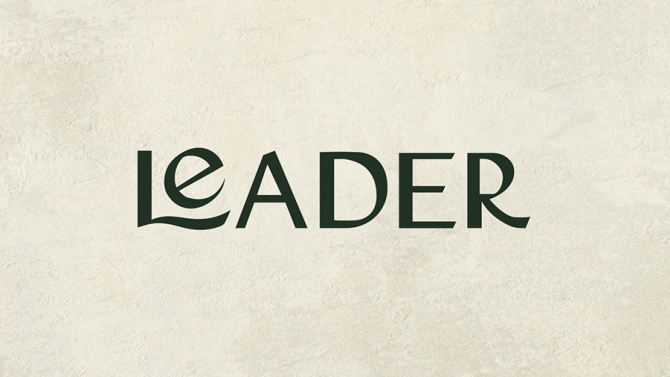 LOGO LEADER
