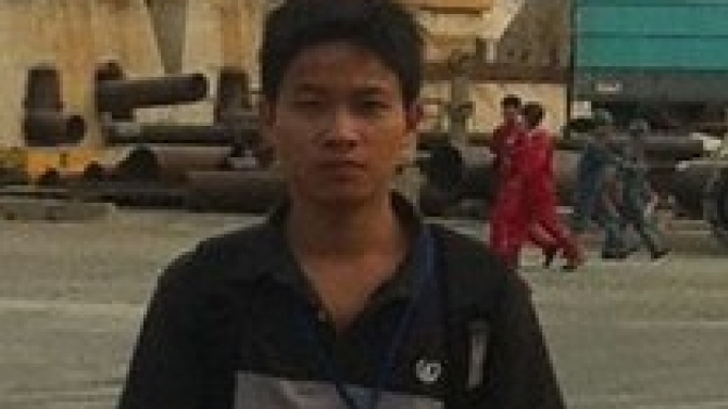Thiết kế th&acirc;n t&agrave;u thủy