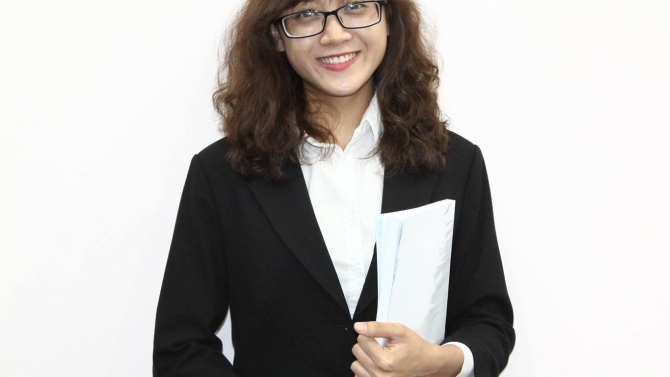 Nh&acirc;n vi&ecirc;n admin nh&acirc;n sự