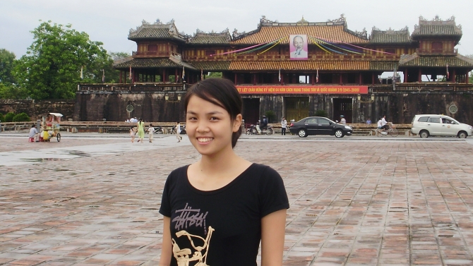 Bi&ecirc;n dịch vi&ecirc;n
